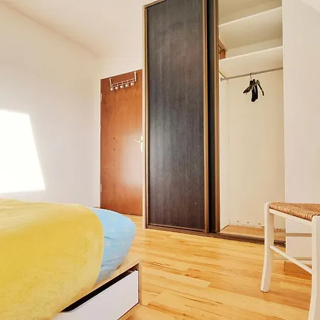 Dolce - Private Balcony - Parking *