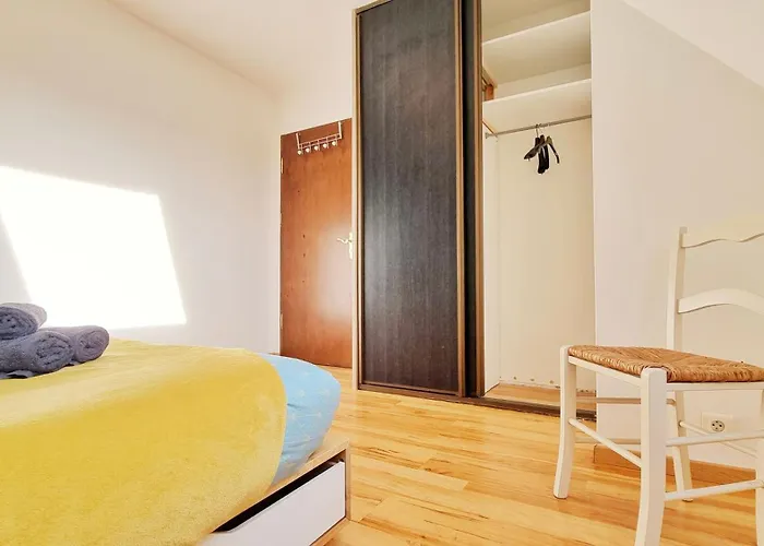 Dolce - Private Balcony - Parking *